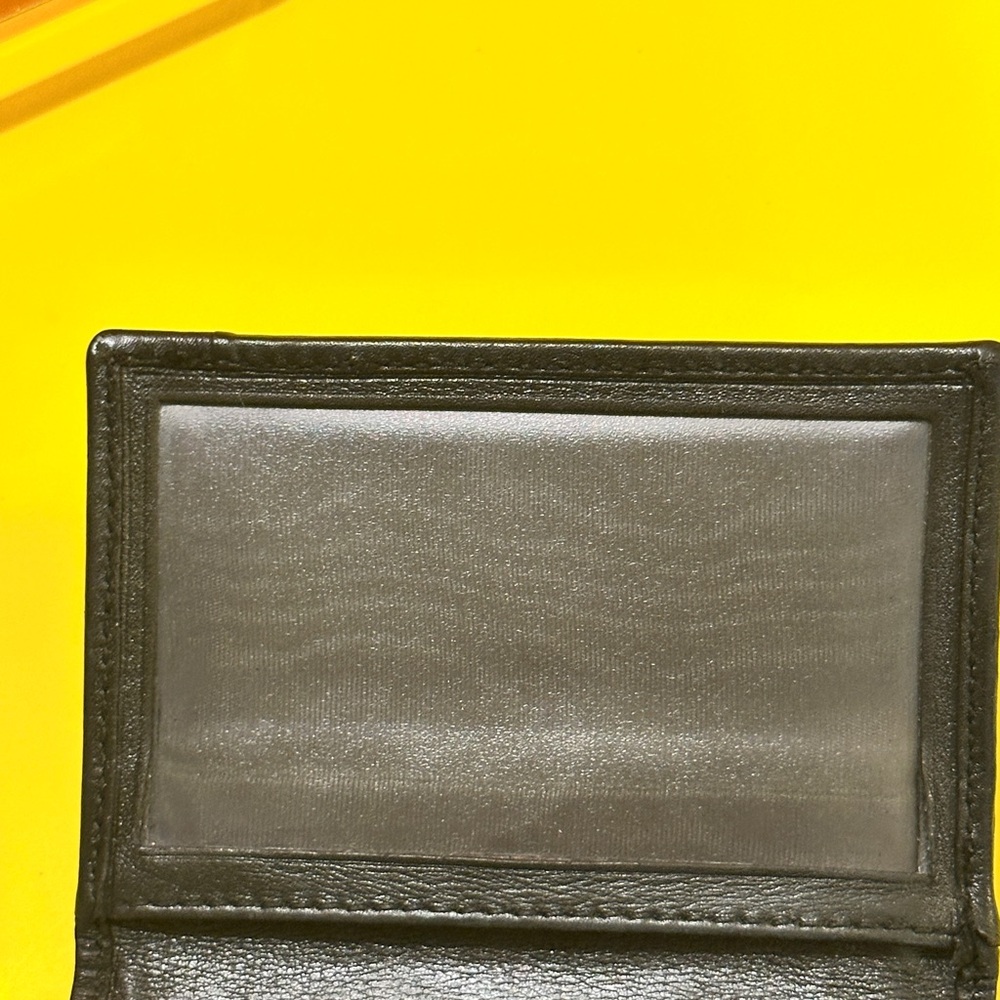 Gucci Embossed Black Leather Card Holder - Picture 6 of 13